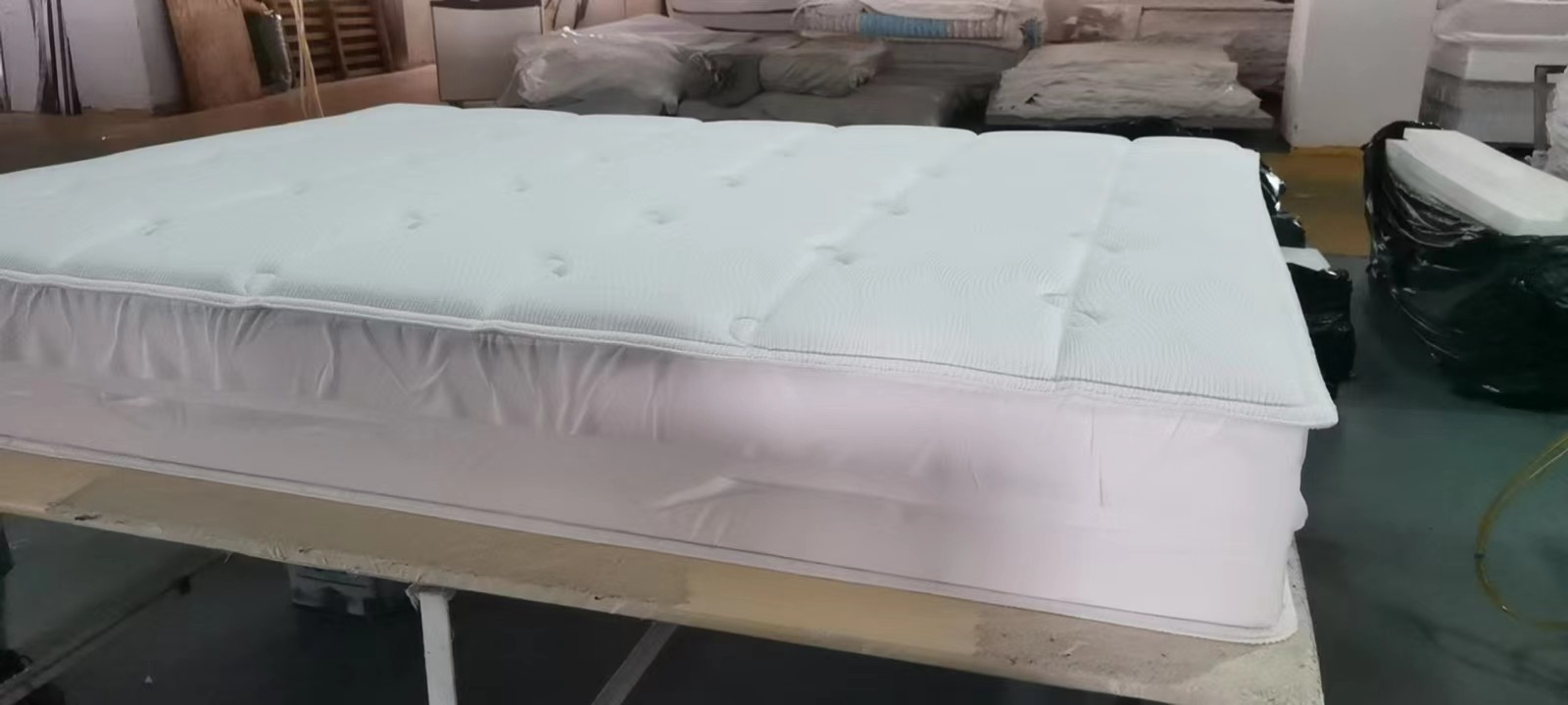 Premium import wholesale modern bed mattress for home furniture in a box king size spring latex gel memory foam mattresses